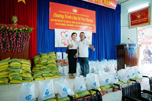 Hình ảnh minh họa sự hỗ trợ và cộng đồng tại Hi88